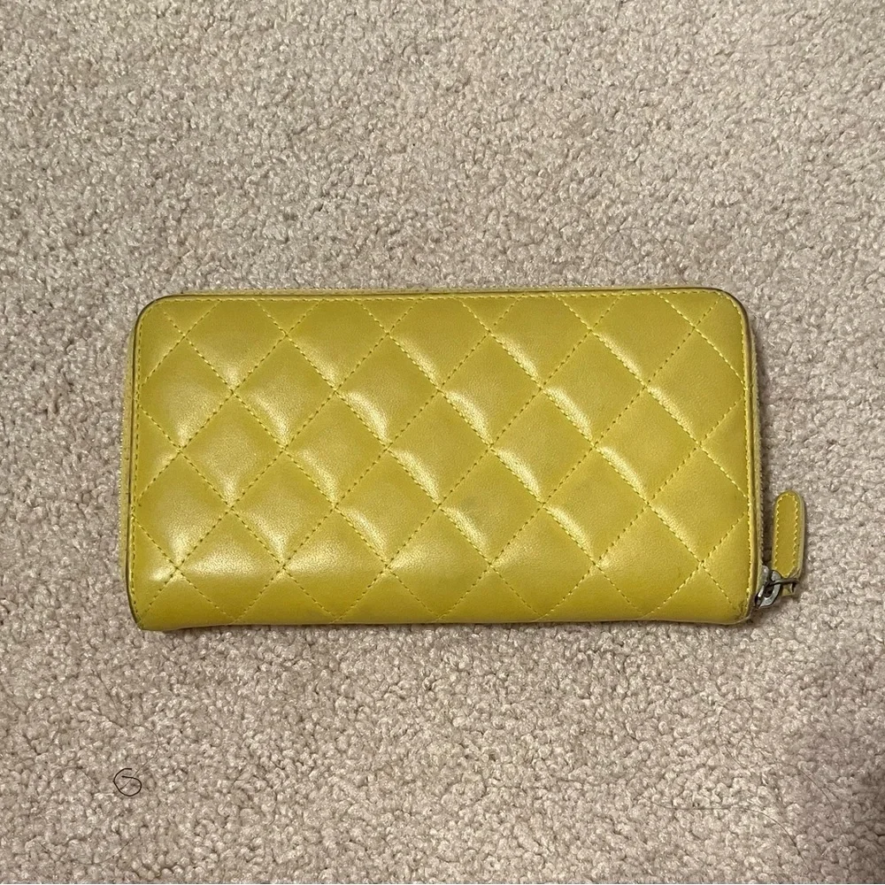 Chanel Yellow Quilted Zippy Long Wallet - Picture 2 of 10